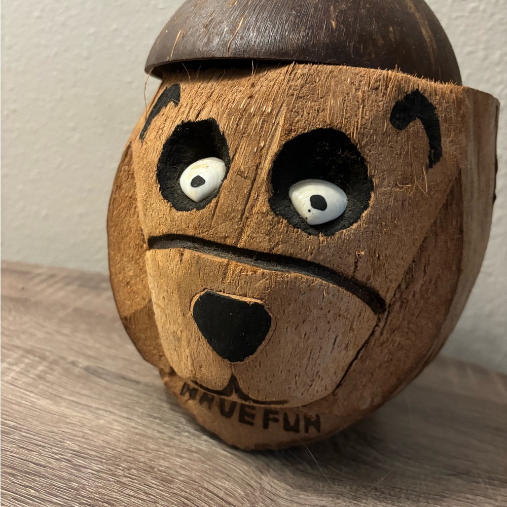 Coconut 🥥 panda 🐼